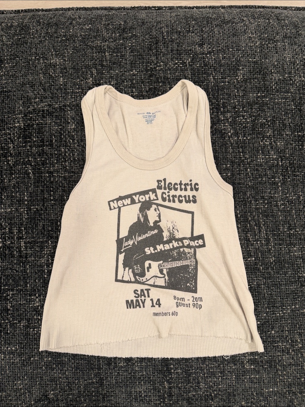 Brandy Melville Graphic Tank— Electric Circus, Cream one size fits all women’s